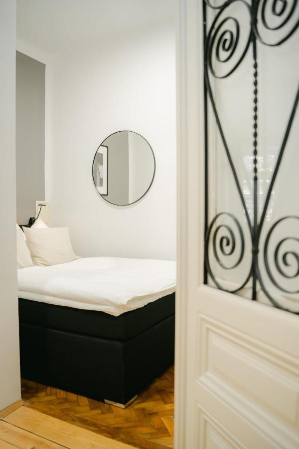 Cozy Apt Perfect For 4-6 Tv Metro Self-Checkin Wien Exterior foto